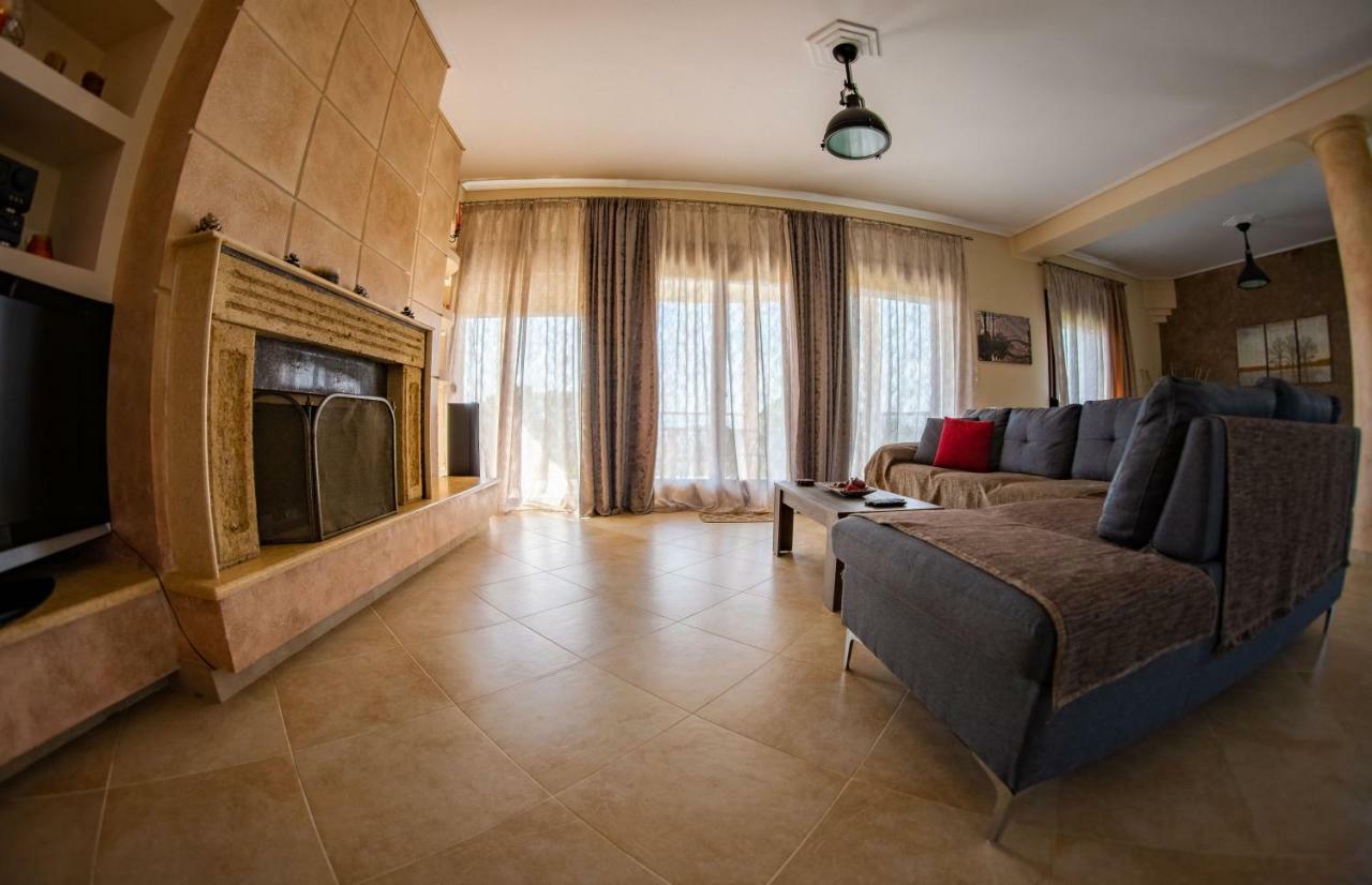 Luxury Villa Thea فولوس المظهر الخارجي الصورة
